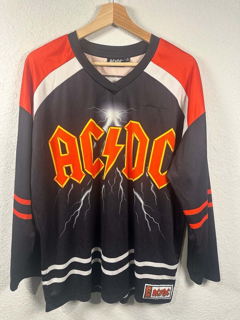AC/DC 1973 Band Logo Hockey Jersey Size M